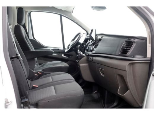 Ford Transit Custom 2.0 TDCI 130pk L2H2 Trend Airco/Navi/Camera Trekhaak 2800kg 10-2020 ActivLease financial lease