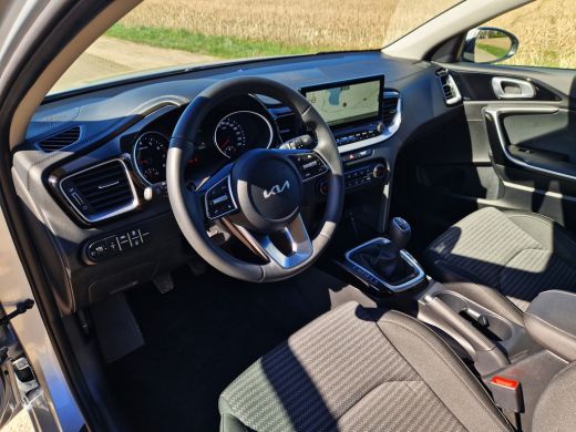 Kia Ceed 1.0 T-GDi !! 6000 km !! - 120 Pk - Euro 6 - ParkeerCamera - AppleCarplay AndroidAuto ActivLease financial lease