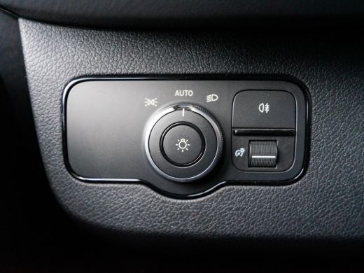 Mercedes Sprinter Bakwagen 317 1.9 CDI 170PK Automaat Elektrische laadklep, MBUX, bijrijdersbank, cruise control, Led ActivLease financial lease