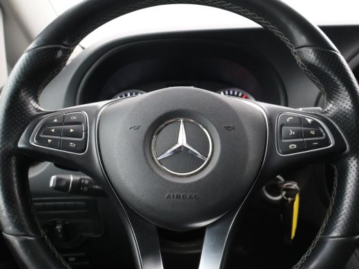 Mercedes Vito 119 CDI AUT. 190 PK LANG + 2 SCHUIFDEUREN / LED / TREKHAAK 2500 KG / 18 INCH LMV / CAMERA ActivLease financial lease