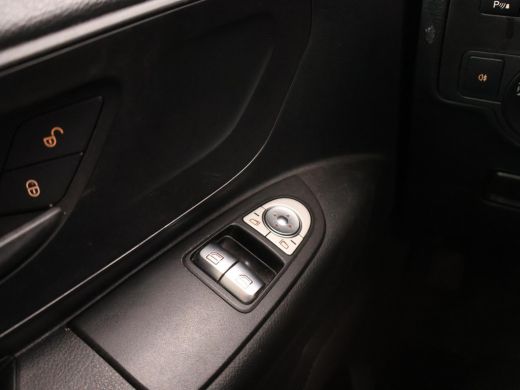 Mercedes Vito 119 CDI AUT. 190 PK LANG + 2 SCHUIFDEUREN / LED / TREKHAAK 2500 KG / 18 INCH LMV / CAMERA ActivLease financial lease