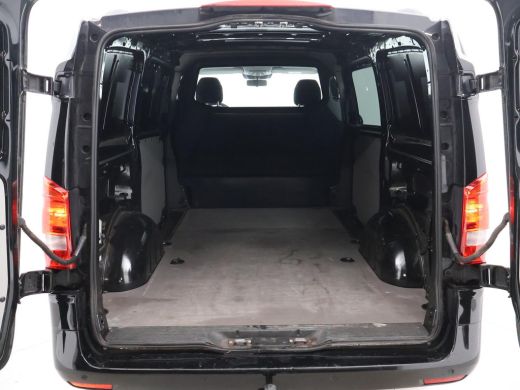 Mercedes Vito 119 CDI AUT. 190 PK LANG + 2 SCHUIFDEUREN / LED / TREKHAAK 2500 KG / 18 INCH LMV / CAMERA ActivLease financial lease