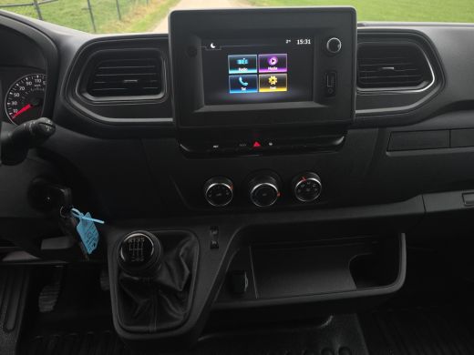 Renault Master T33 2.3 dCi 135 L2 H2 - 135 Pk - Euro 6 - Airco - Cruise Control ActivLease financial lease