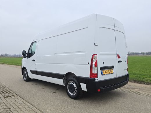Renault Master T33 2.3 dCi 135 L2 H2 - 135 Pk - Euro 6 - Airco - Cruise Control ActivLease financial lease