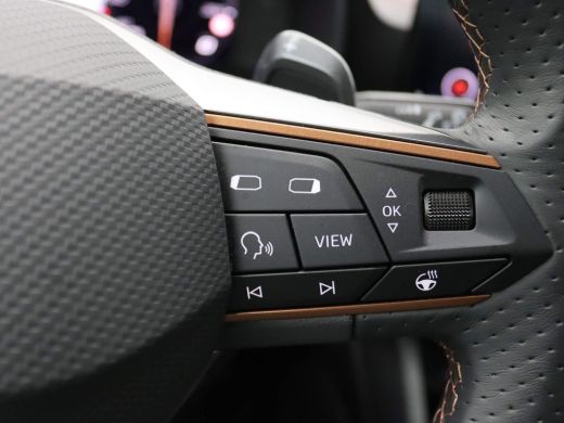 Seat Formentor 1.4 e-Hybrid VZ Performance 245PK DSG trekhaak, achteruitrijcamera, stuur-stoelverwarming, panora... ActivLease financial lease