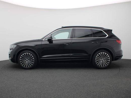 Volkswagen Touareg 3.0 TSi eHybrid 4MOTION Elegance 382PK DSG Luchtvering, Servosluiting, Pano-Schuifdak, 360gr Came... ActivLease financial lease
