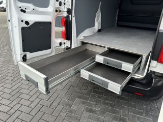 Toyota ProAce Worker 2.0 D-4D 145 PK / 1e EIGENAAR / 34.774 KM / INRICHTING / CRUISE / AIRCO / APPLE CARPLAY / ANDROID...