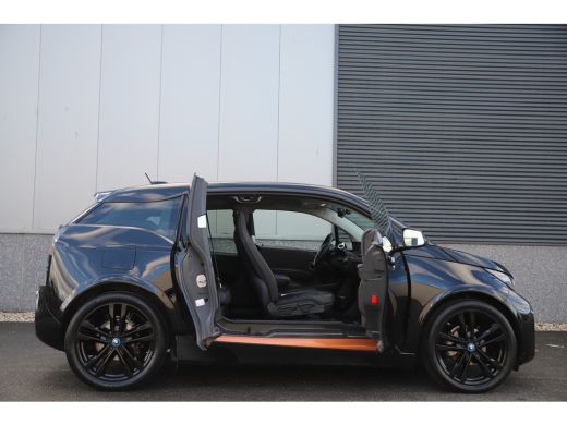 BMW i3 S 184pk 120Ah 42 kWh*RoadStyle Edition*/Leder/w-pomp/3-fase ActivLease financial lease