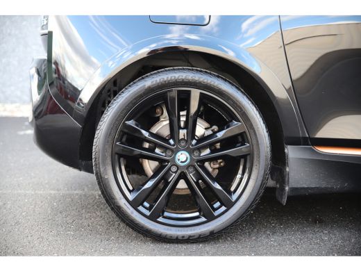 BMW i3 S 184pk 120Ah 42 kWh*RoadStyle Edition*/Leder/w-pomp/3-fase ActivLease financial lease