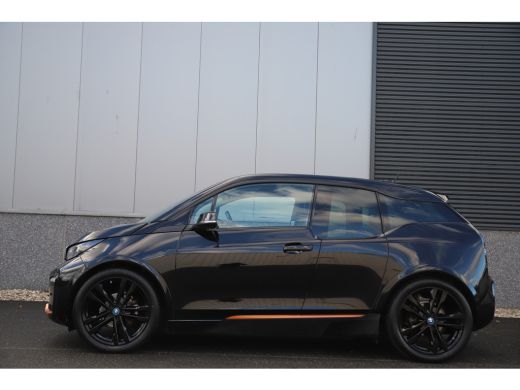 BMW i3 S 184pk 120Ah 42 kWh*RoadStyle Edition*/Leder/w-pomp/3-fase ActivLease financial lease