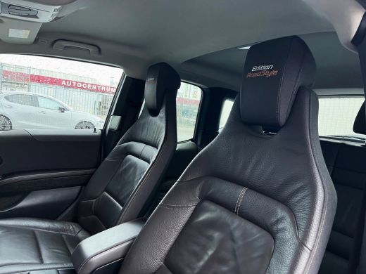 BMW i3 S 184pk 120Ah 42 kWh*RoadStyle Edition*/Leder/w-pomp/3-fase ActivLease financial lease