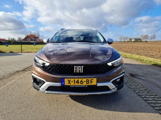 Fiat Tipo Cross 1.0 Life - 100 Pk - Euro 6 - Navi - ParkeerCamera - Cruise Control ActivLease financial lease