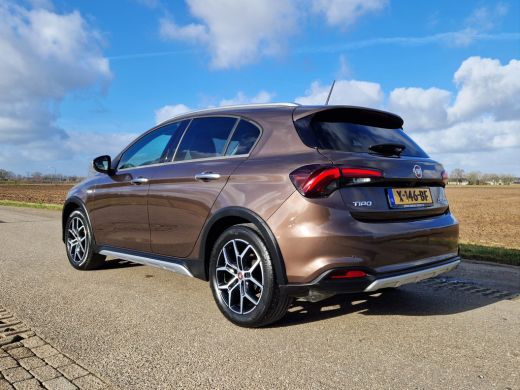 Fiat Tipo Cross 1.0 Life - 100 Pk - Euro 6 - Navi - ParkeerCamera - Cruise Control ActivLease financial lease