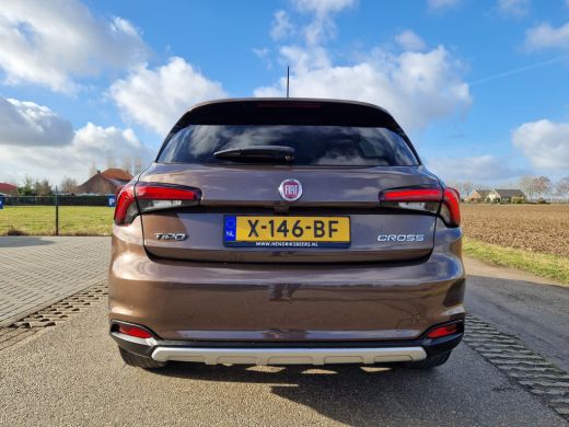 Fiat Tipo Cross 1.0 Life - 100 Pk - Euro 6 - Navi - ParkeerCamera - Cruise Control ActivLease financial lease