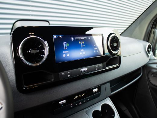Mercedes Sprinter 319 1.9 CDI L2H2 Pro 190 PK Automaat 3.500 kg trekgewicht, Distronic, LED koplampen, lichtmetalen... ActivLease financial lease