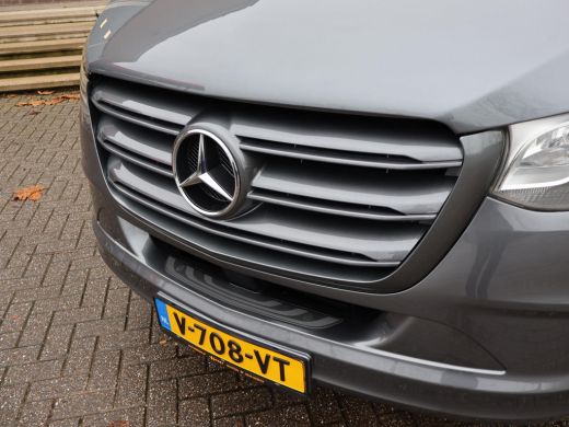 Mercedes Sprinter 319 3.0 CDI V6 AUT. L3H2 - 3500 KG TREKHAAK | MBUX BREEDBEELD | 18 INCH LMV | CAMERA ActivLease financial lease
