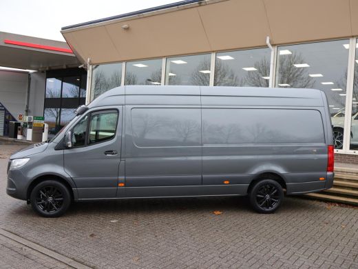 Mercedes Sprinter 319 3.0 CDI V6 AUT. L3H2 - 3500 KG TREKHAAK | MBUX BREEDBEELD | 18 INCH LMV | CAMERA ActivLease financial lease