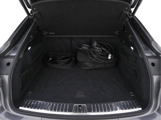 Porsche Cayenne Coupé 3.0 E-Hybrid (INCL-BTW) Aut. *PANO | ADAPTIVE-CRUISE | SPORT-CHRONO | FULL-LEATHER | FULL-LED | M... ActivLease financial lease