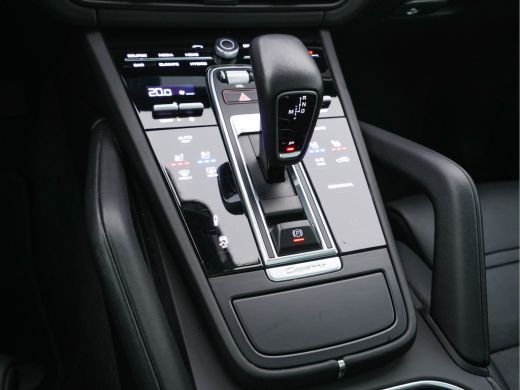Porsche Cayenne Coupé 3.0 E-Hybrid (INCL-BTW) Aut. *PANO | ADAPTIVE-CRUISE | SPORT-CHRONO | FULL-LEATHER | FULL-LED | M... ActivLease financial lease