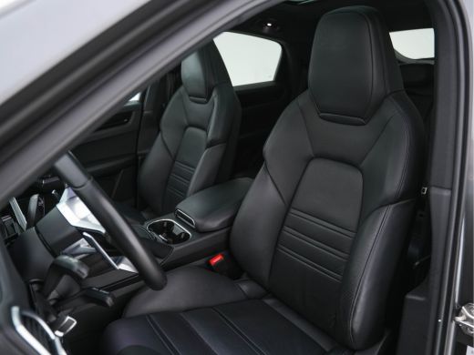 Porsche Cayenne Coupé 3.0 E-Hybrid (INCL-BTW) Aut. *PANO | ADAPTIVE-CRUISE | SPORT-CHRONO | FULL-LEATHER | FULL-LED | M... ActivLease financial lease