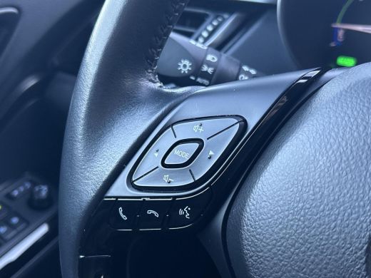 Toyota C-HR 2.0 Hybrid Dynamic **NAVIGATIE/ ANDROID AUTO & APPLE CARPLAY/ ADAPTIVE CRUISE CONTROL/ 36 MAANDEN... ActivLease financial lease