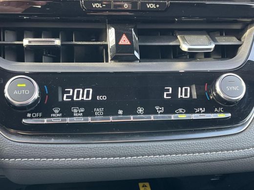 Toyota Corolla Touring Sports Hybrid 140 Dynamic | Navigatie | Stoel- + stuurverwarming | Parkeersensoren | Carplay | ActivLease financial lease