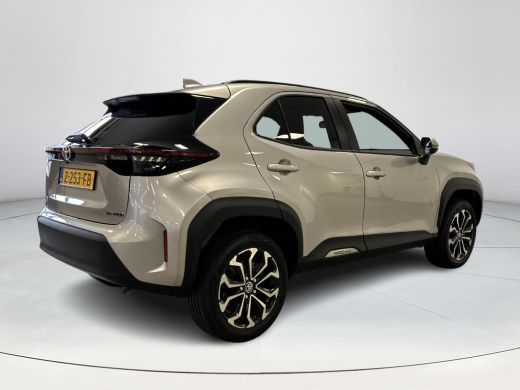 Toyota Yaris Cross 1.5 Hybrid Dynamic ActivLease financial lease