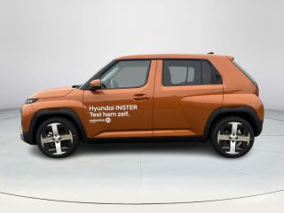 Hyundai Inster Pulse 49 kWh | Nu in de showroom in Helmond! | 370km WLTP | 17" wielen |