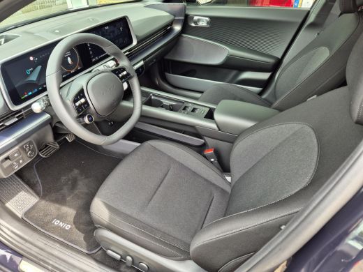 Hyundai IONIQ 6 Connect 77.4 kWh | 20" Lichtmetalen velgen | V2L | Warmtepomp | Apple Carplay | 18" Winterbanden ... ActivLease financial lease