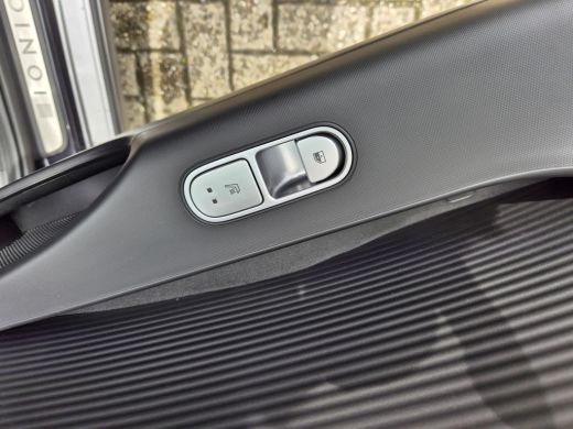 Hyundai IONIQ 6 Connect 77.4 kWh | 20" Lichtmetalen velgen | V2L | Warmtepomp | Apple Carplay | 18" Winterbanden ... ActivLease financial lease