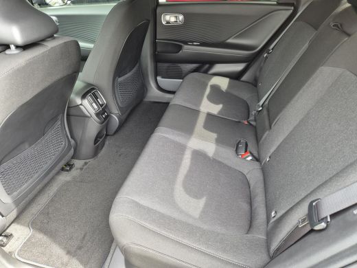 Hyundai IONIQ 6 Connect 77.4 kWh | 20" Lichtmetalen velgen | V2L | Warmtepomp | Apple Carplay | 18" Winterbanden ... ActivLease financial lease