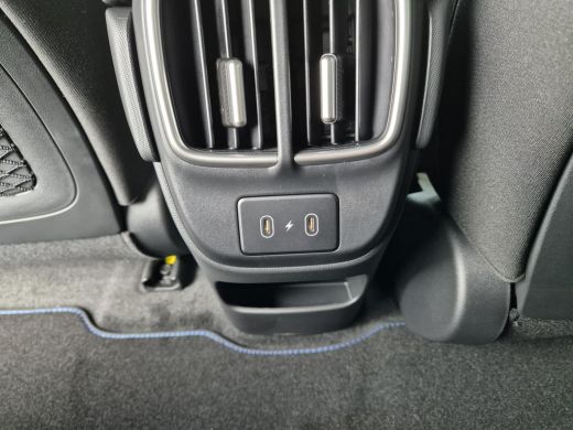 Hyundai IONIQ 6 Connect 77.4 kWh | 20" Lichtmetalen velgen | V2L | Warmtepomp | Apple Carplay | 18" Winterbanden ... ActivLease financial lease