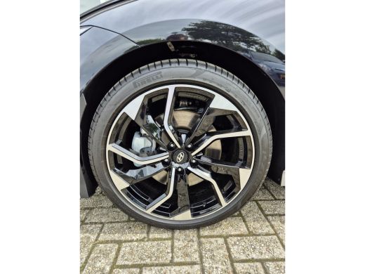 Hyundai IONIQ 6 Connect 77.4 kWh | 20" Lichtmetalen velgen | V2L | Warmtepomp | Apple Carplay | 18" Winterbanden ... ActivLease financial lease