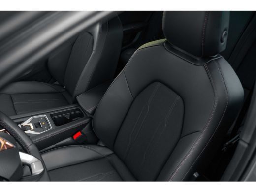 Seat Leon Business | CUPRA Soundsystem | Copper Ambient Light | 19 inch LM | Privacy glas | Verwarmbare sto... ActivLease financial lease