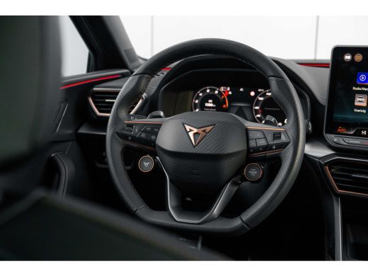 Seat Leon Business | CUPRA Soundsystem | Copper Ambient Light | 19 inch LM | Privacy glas | Verwarmbare sto... ActivLease financial lease