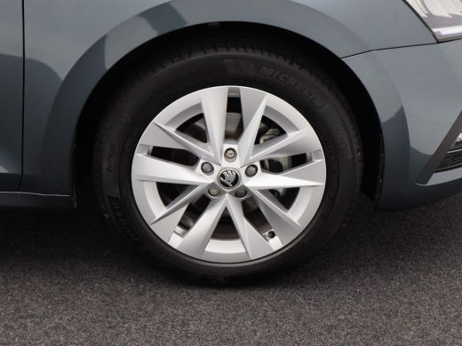 Skoda Octavia Combi 1.0 TSi 110 Pk Business Edition Plus | Nieuw Model | Led | 17 Inch | Navi | Priveglas | Ada... ActivLease financial lease