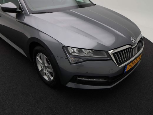 Skoda Superb Combi 1.5 TSi 150 Pk Automaat Business Edition | Cruise | Sensoren | Carplay | ECC | DAB | Navi |... ActivLease financial lease