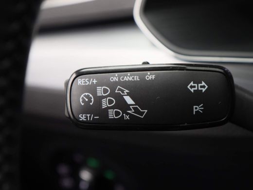 Skoda Superb Combi 1.5 TSi 150 Pk Automaat Business Edition | Cruise | Sensoren | Carplay | ECC | DAB | Navi |... ActivLease financial lease