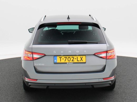 Skoda Superb Combi 1.5 TSi 150 Pk Automaat Business Edition | Cruise | Sensoren | Carplay | ECC | DAB | Navi |... ActivLease financial lease