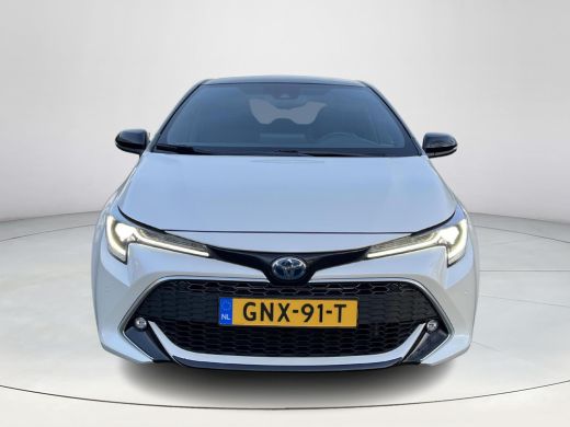 Toyota Corolla 2.0 Hybrid Executive | Navigatie | Inkparkeerhulp | Stoelverwarming | Carplay | 18 inch LM-velgen | ActivLease financial lease