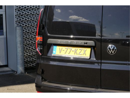 Volkswagen Caddy | DSG | Led | Digitaal Display | Trekhaak | Cruise Control | LMV 18" | Stoelverwarming ActivLease financial lease