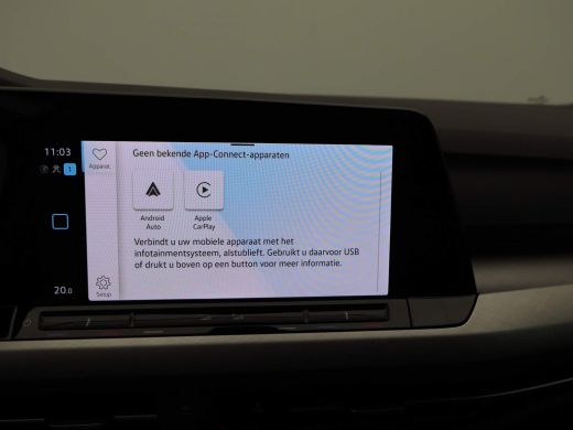 Volkswagen Golf 1.0 eTSi 110 Pk Automaat | Navigatie | Adaptive Cruise | Privacy Glass | Parkeersensoren | 28.554... ActivLease financial lease