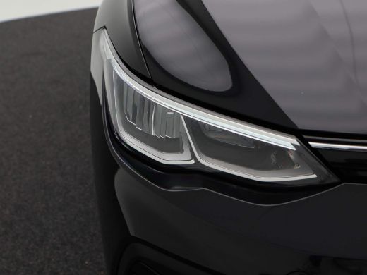 Volkswagen GOLF Variant 1.0 eTSi 110 Pk Automaat Life | Trekhaak | Adap. Cruise | ECC | Carplay | Parkeersensoren | Navi ... ActivLease financial lease