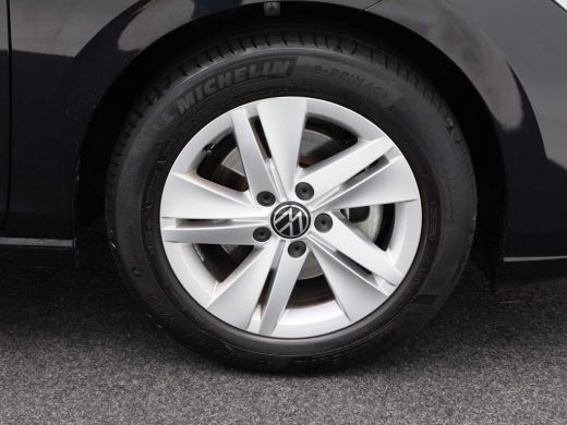 Volkswagen GOLF Variant 1.0 eTSi 110 Pk Automaat Life | Trekhaak | Adap. Cruise | ECC | Carplay | Parkeersensoren | Navi ... ActivLease financial lease