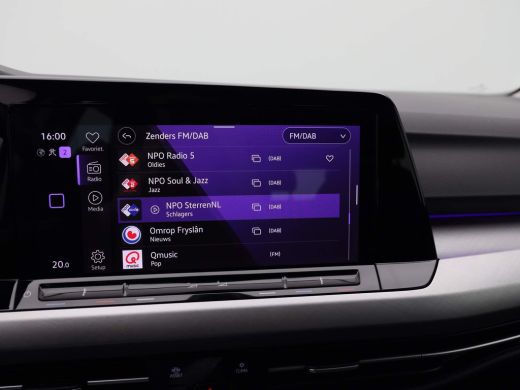 Volkswagen GOLF Variant 1.0 eTSi 110 Pk Automaat Life | Trekhaak | Adap. Cruise | ECC | Carplay | Parkeersensoren | Navi ... ActivLease financial lease