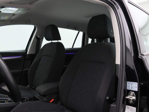 Volkswagen GOLF Variant 1.0 eTSi 110 Pk Automaat Life | Trekhaak | Adap. Cruise | ECC | Carplay | Parkeersensoren | Navi ... ActivLease financial lease