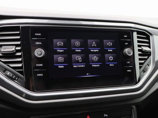 Volkswagen T-Roc 1.5 TSi 150 Pk Automaat R-Line Volkswagen T-Roc 1.5 TSi 150 Pk Automaat Sport Business R | Elektr... ActivLease financial lease