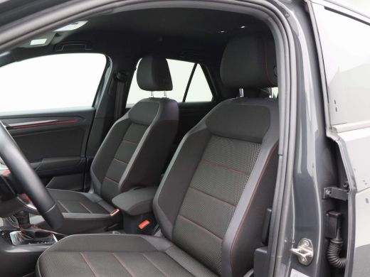 Volkswagen T-Roc 1.5 TSi 150 Pk Automaat R-Line Volkswagen T-Roc 1.5 TSi 150 Pk Automaat Sport Business R | Elektr... ActivLease financial lease