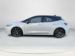 Toyota Corolla 2.0 Hybrid Executive | Navigatie | Inkparkeerhulp | Stoelverwarming | Carplay | 18 inch LM-velgen |