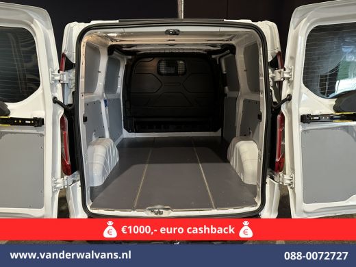Ford Transit Custom 2.0 TDCI Automaat L1H1 Euro6 Airco | Apple Carplay | Camera | Cruisecontrol | Trekhaak parkeersen... ActivLease financial lease